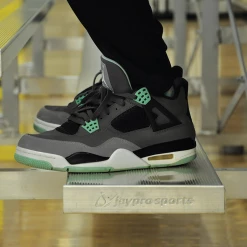 Jaypro Sports Bleacher - 21' (4 Row - Single Foot Plank) - Standard, Outdoor - Powder Coated