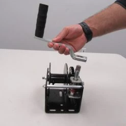 First Team FT8100W Worm Gear Driven Winch First Team, Inc.