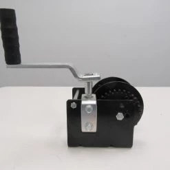 First Team FT8100W Worm Gear Driven Winch First Team, Inc.